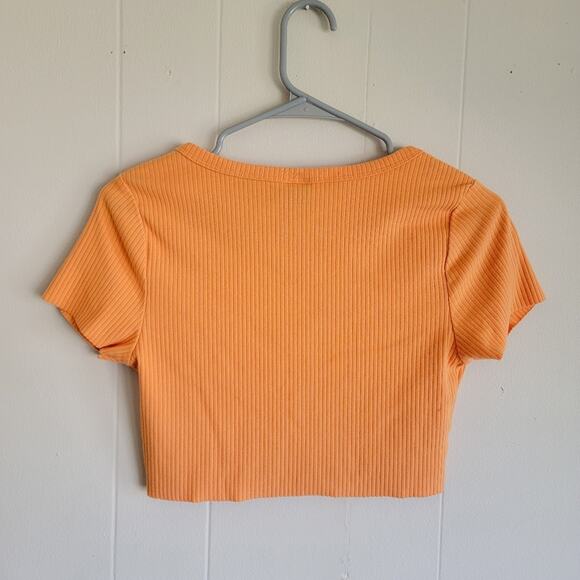 Wild Fable Short Sleeve Scoopneck Crop Top - Picture 2 of 3